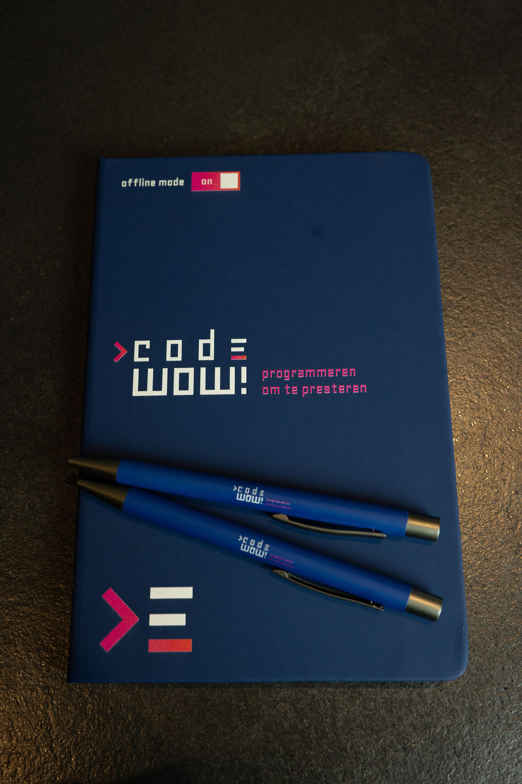 Notitieboek met pennen van Code WOW!